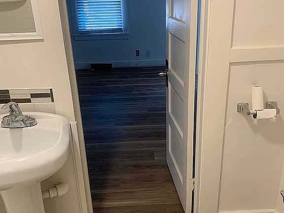 5th image of 1725 C St