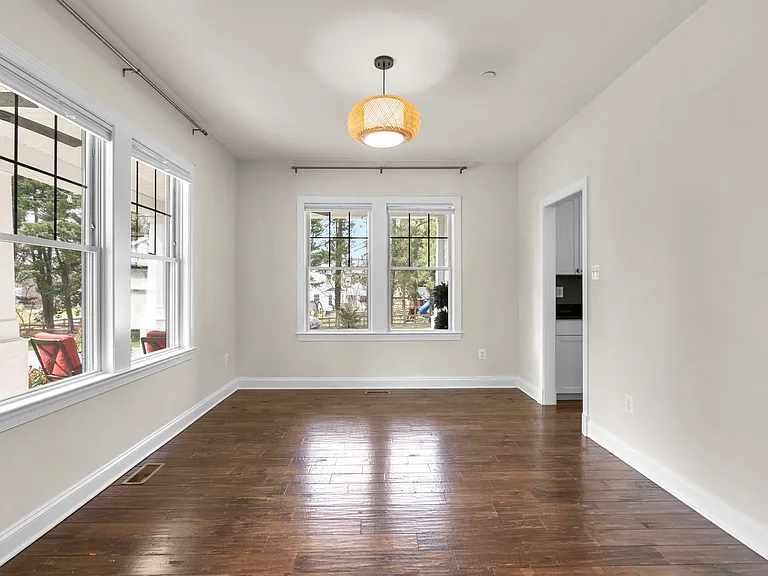 17601 Crystal Spring Ter — Photo 6