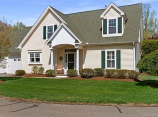 10 Blue Heron Way #10, Old Saybrook, CT 06475