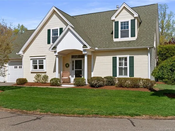 10 Blue Heron Way #10, Old Saybrook, CT 06475