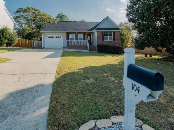 104 Longshadow Dr, Lexington, SC 29072