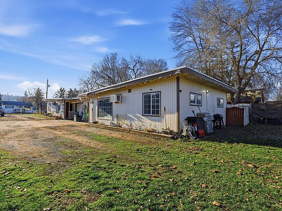 3rd image of 8217 E Valleyway Ave #8219