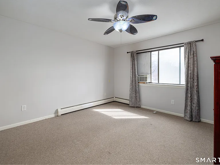 184 Kaynor Dr #D — Photo 9
