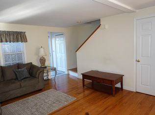 25 Woodview Dr UNIT D, Falmouth, MA 02540