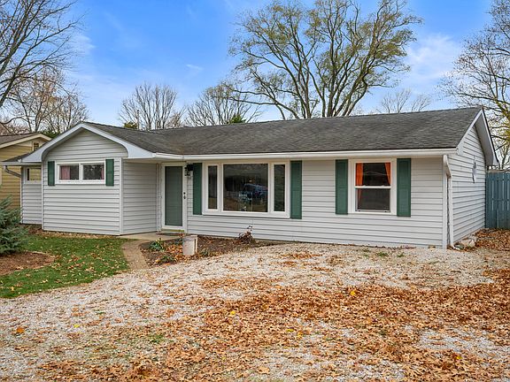 2nd image of 4442 Charles Dr