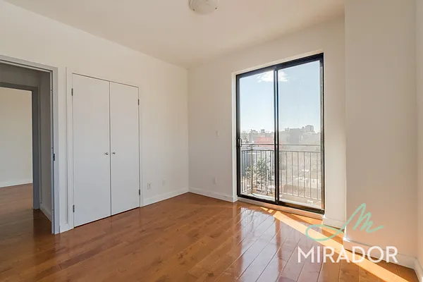 Rented by Mirador Real Estate | media 16