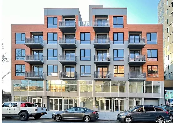 Rented by E Realty International Corp | media 1