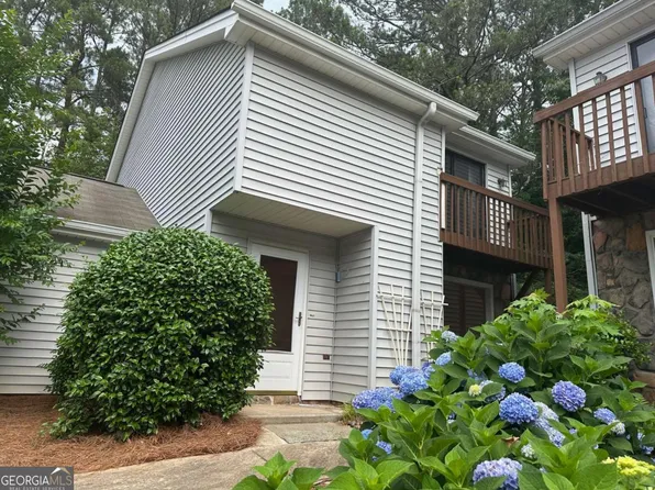 3 Fairway Dr NW, Kennesaw, GA 30144