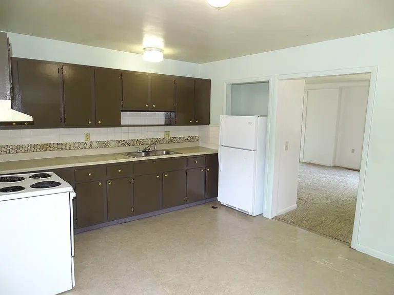 805 College Ave #1 — Photo 7