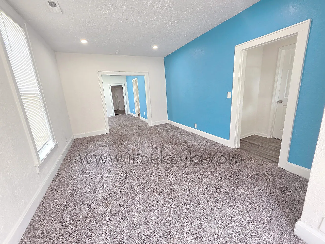 2 bed, 1104 sqft, $1,600 — Photo 2