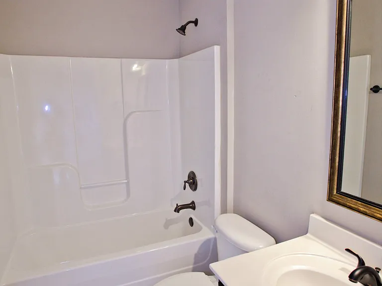 717 Elm St — Photo 10