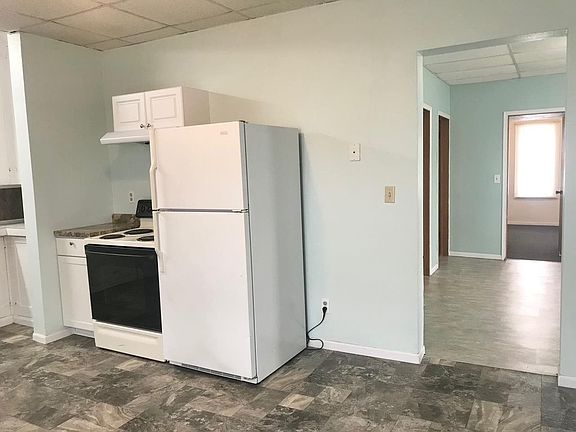 2nd image of 702 N 4th Ave
