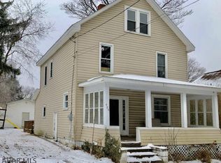 404 Laurel Ave, Cresson, PA 16630
