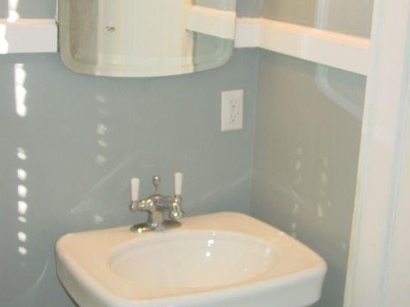 5th image of 3102 River Dr