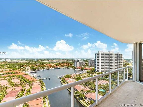 4th image of 3801 NE 207th St #24AN