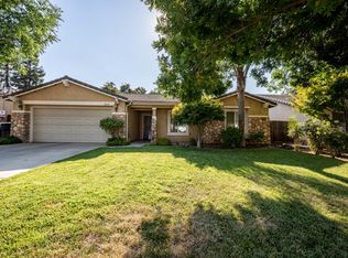 2415 S Maple St, Visalia, CA 93292