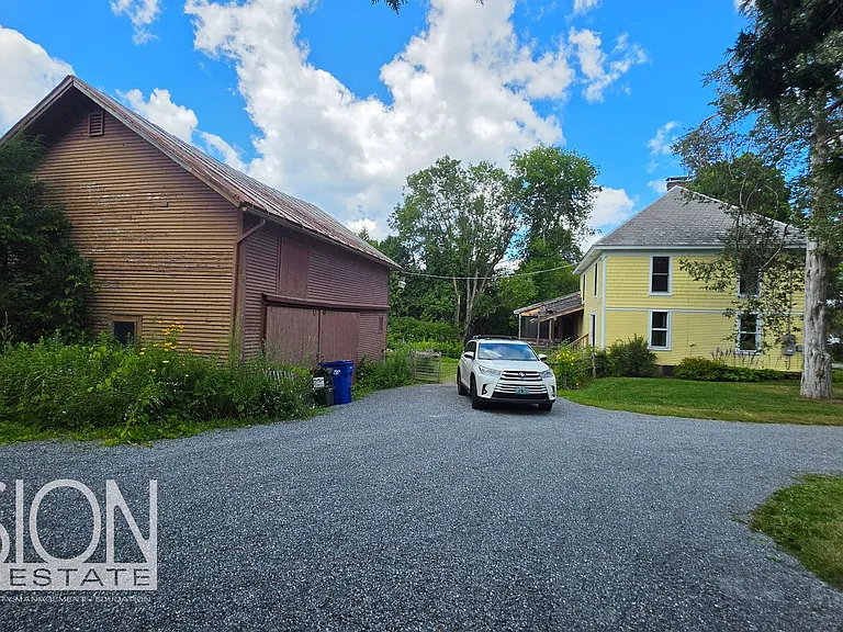 928 Mount Philo Rd — Photo 39