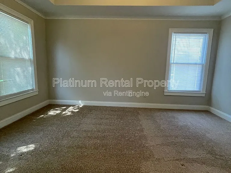750 Terry St SE — Photo 34