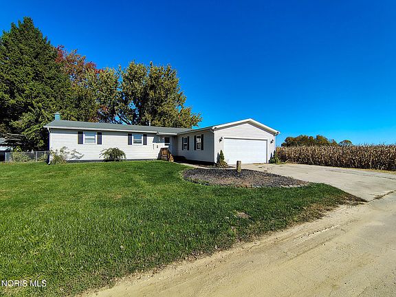 2nd image of 407 Joan St