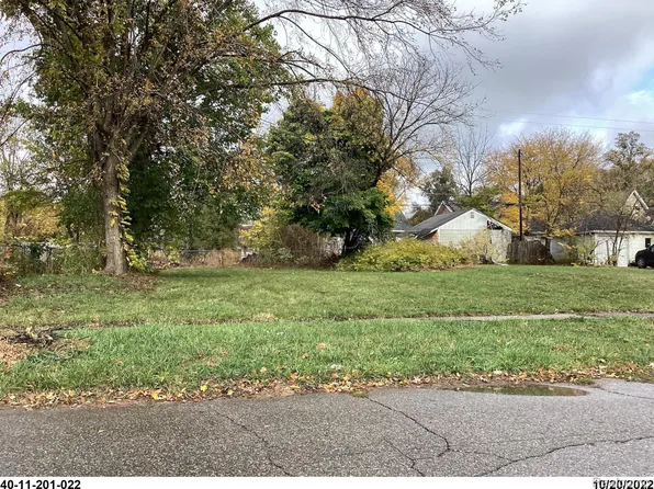 2424 Begole St, Flint, MI 48504