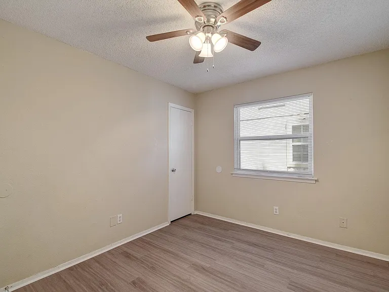 418 Linden St #A — Photo 18