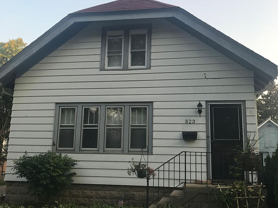 Exterior/front