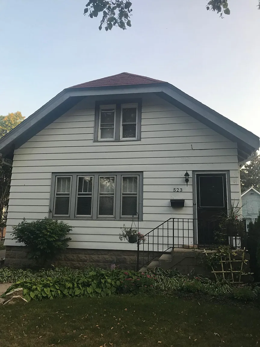 523 E Henry Clay St photo 1