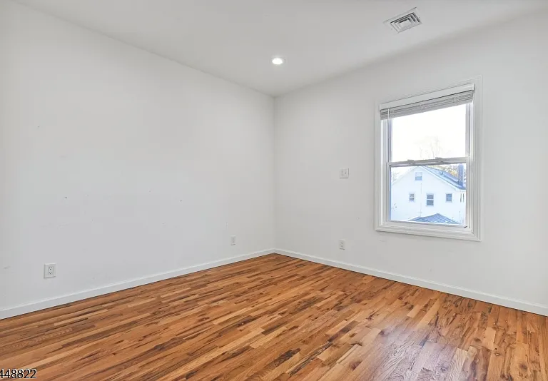 43 Howe Ave #2 — Photo 12