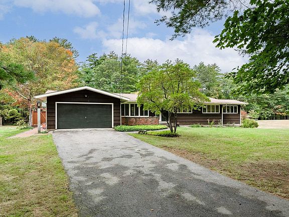 3rd image of 106 Woodland Road
