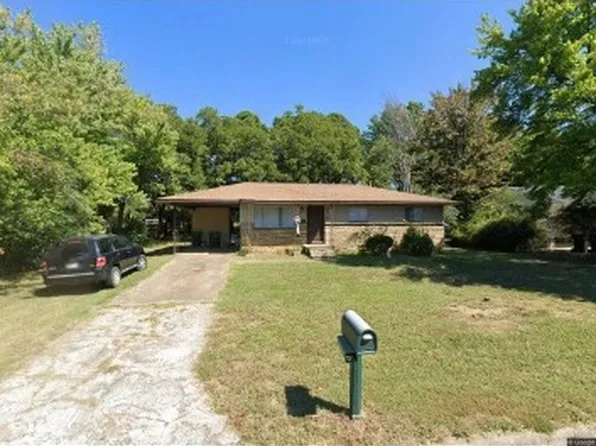 2010 W C St, Russellville, AR 72801