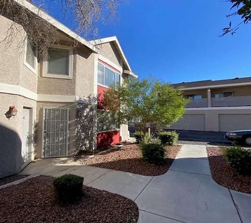 100 S Crestline Dr #64