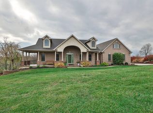 5745 Curnie Dr, Hamilton, OH 45013