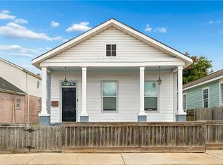 8629 Hickory St, New Orleans, LA 70118