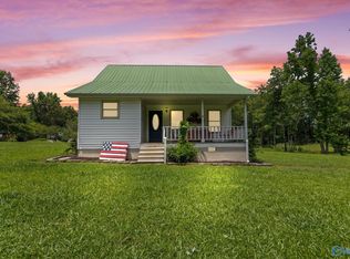 114 Birdsong Way, Section, AL 35771