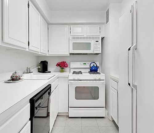 4th image of 900 Park Ave APT 11B
