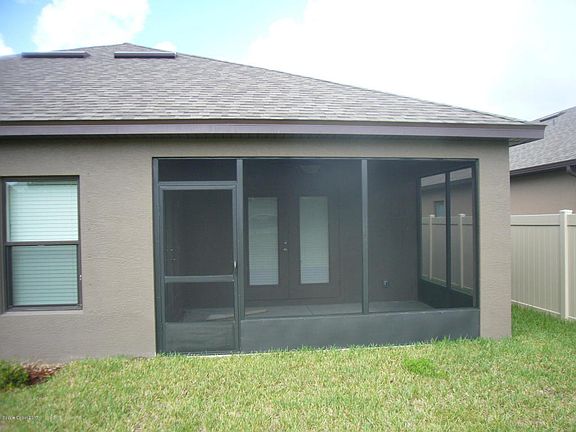 3rd image of 1080 Dillard Dr SE