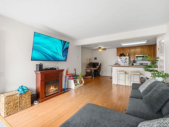 4th image of 3456 Castle Glen Dr Unit 159