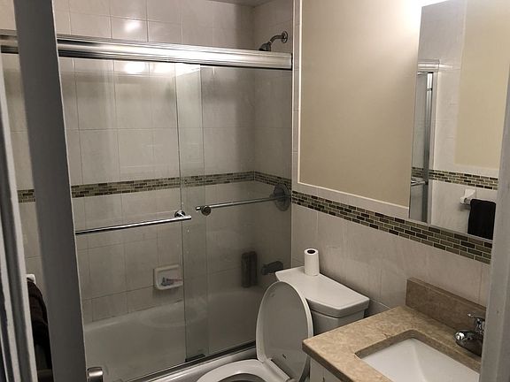 5th image of 7906 156th Ave Floor 1