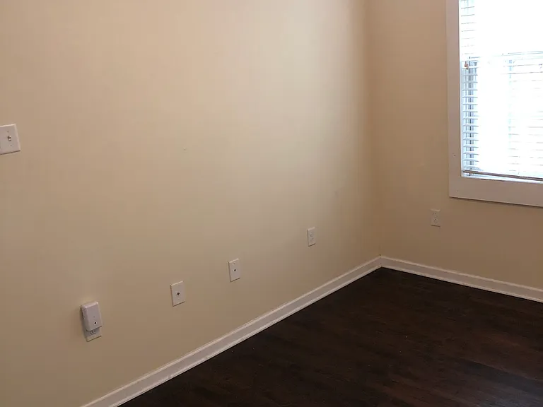 564 Cotton St — Photo 10