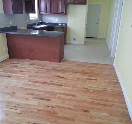 2nd image of 118 9th Ave W #2