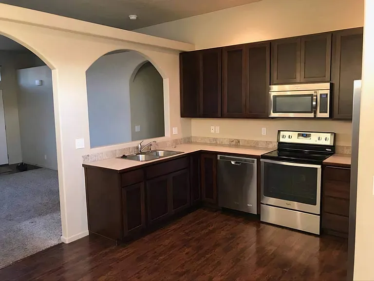 2701 N Glidden St #B — Photo 5