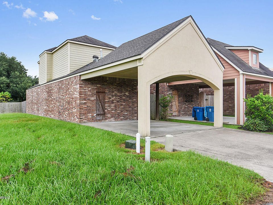 1st image of 104 Millie Park Dr