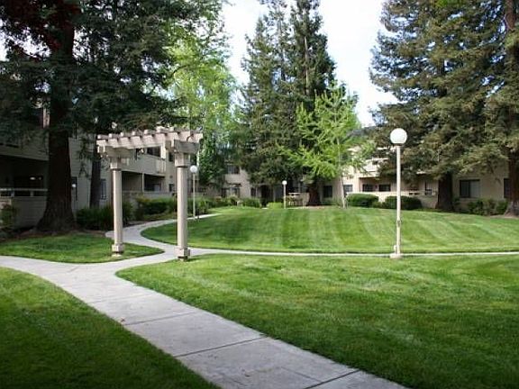 Community lawn