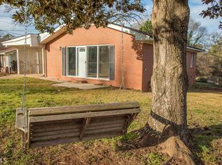 605 Peachtree Dr, Thomaston, GA 30286