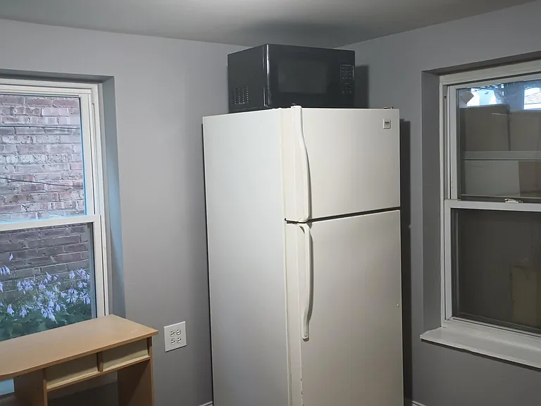 1426 East Ave #1 — Photo 4