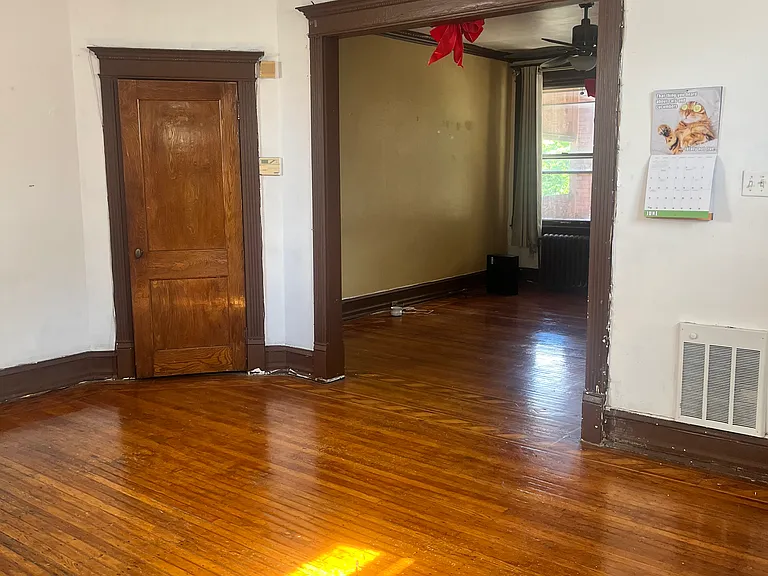 5941 Carpenter St #B — Photo 6