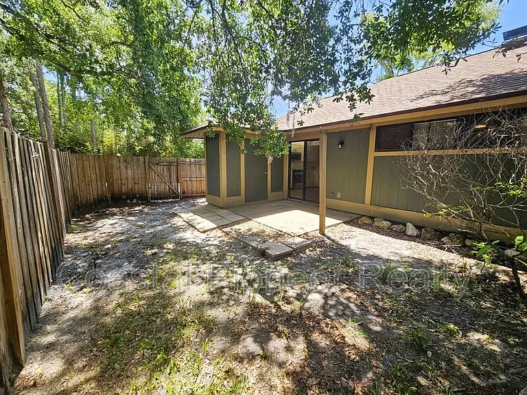 1003 Willow Pond Dr — Photo 23