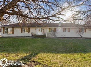 504 Wapello St N, Mediapolis, IA 52637
