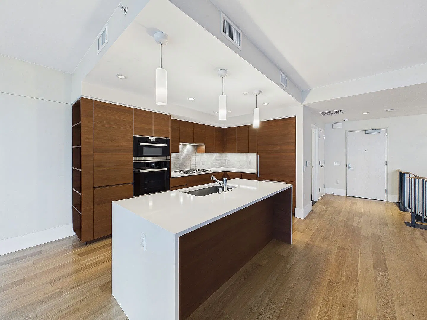 Anaha Unit 314 | 2-Bedroom, 2.5-Bath Townhome-Style Residence with 2 Parking Spaces — Photo 3