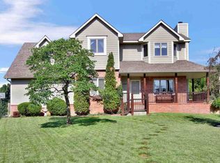 2307 N Valleyview St, Wichita, KS 67205